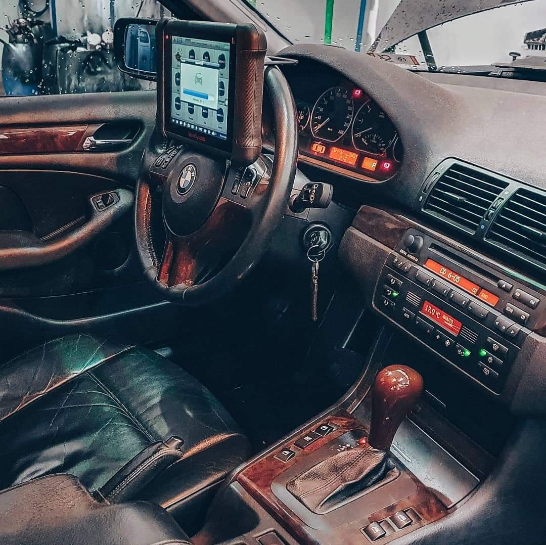 Foto Interior BMW • RV